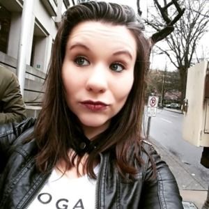 Meet your Posher, Andrea